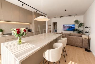 Apartament cu 3 camere semidecomandat în Mărăști