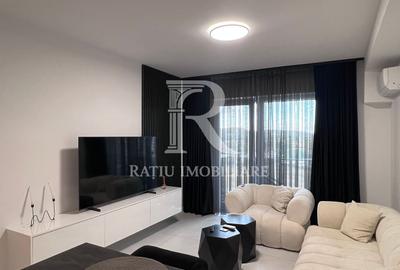 Apartament cu 3 camere decomandat, mobilat în Nufărul