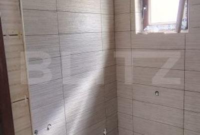 Casă cu 7 camere cu Teren 1100 Mp în Mărișel