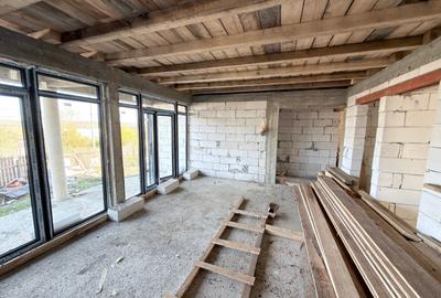 Casă individuală cu 4 camere cu Teren 735 Mp în Central - 3