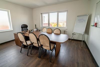 Casă individuală cu 14 camere cu Canalizare în Zorilor - 3