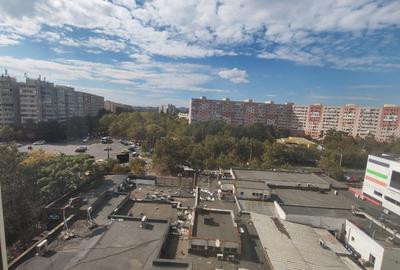 Apartament cu 3 camere semidecomandat, mobilat în Nicolae Grigorescu