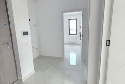 Apartament cu 2 camere decomandat în Central - 2