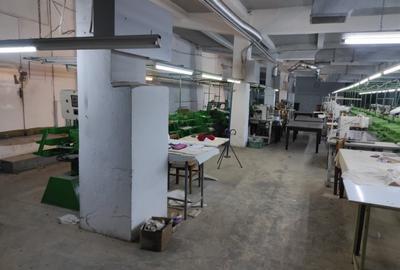 Spațiu industrial, de 1,830 mp, în Central