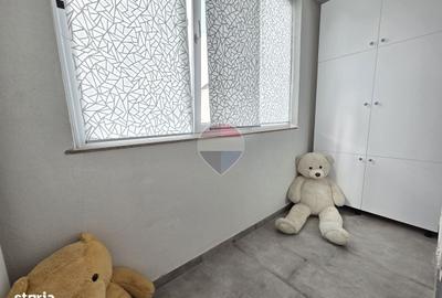 Apartament cu 3 camere în Sud