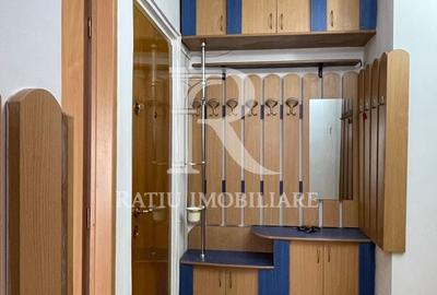 Apartament cu 3 camere decomandat, mobilat în Nufărul - 12