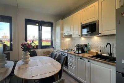 Apartament cu 3 camere decomandat în Drumul Taberei