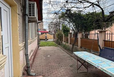 Casă cu 4 camere cu Teren 408 Mp în Central - 2