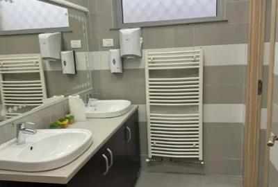 Spațiu comercial, de 92 mp, în Central