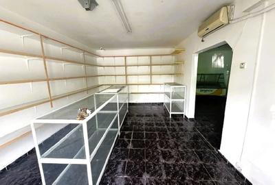 Spațiu comercial, de 47 mp, în Central - 10