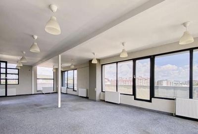 Spațiu comercial, de 95 mp, în Central