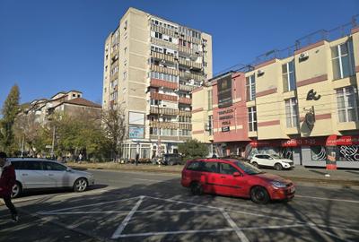 Spațiu comercial, de 120 mp, în Cihei - 1