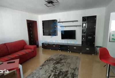 Apartament cu 3 camere semidecomandat în Dristor