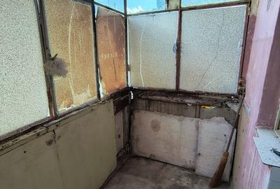Apartament cu 3 camere decomandat în Berceni - 6