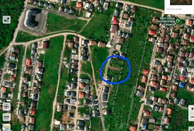Casă cu 4 camere cu Teren 420 Mp în Central - 1