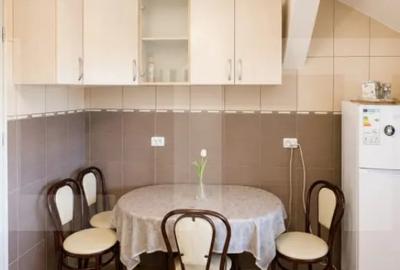 Apartament cu 2 camere semidecomandat în Aradului