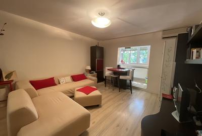Apartament cu 2 camere semidecomandat, mobilat în 13 Septembrie - 6