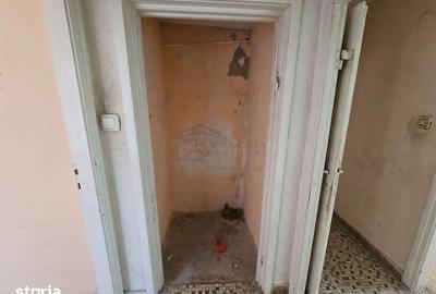 Apartament cu 3 camere semidecomandat în Central - 7