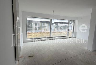 Casă cu 4 camere cu Teren 299 Mp în Central - 13