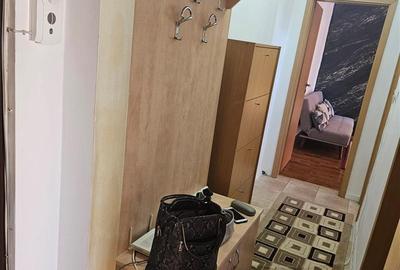 Apartament cu 3 camere semidecomandat, mobilat în Hipodrom 1 - 15