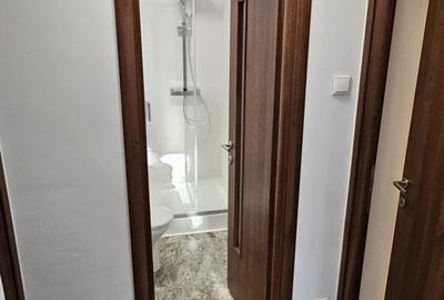 Birou, de 63.330001831055 mp, în Eroii Revoluției - 15