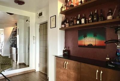 Apartament cu 3 camere în Central - 1