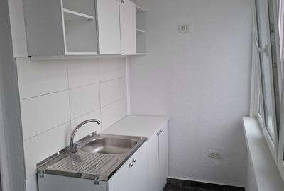 Apartament cu 2 camere decomandat în Central - 3