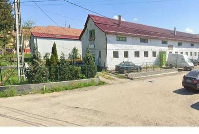 Spațiu comercial, de 345 mp, în Acățari