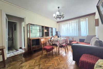 Apartament cu 2 camere semidecomandat în Calea Galați