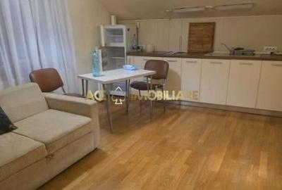 Apartament cu 2 camere semidecomandat, mobilat în Fundeni