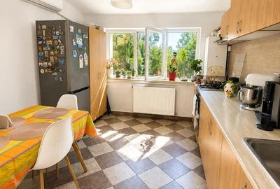 Apartament cu 2 camere decomandat în Între Lacuri