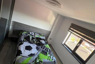 Apartament cu 4 camere decomandat în Central - 2