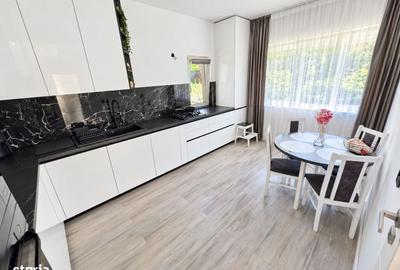 Casă cu 4 camere cu Teren 350 Mp în Florești