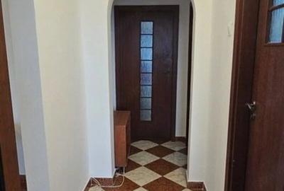 Apartament cu 5 camere decomandat în Iancului