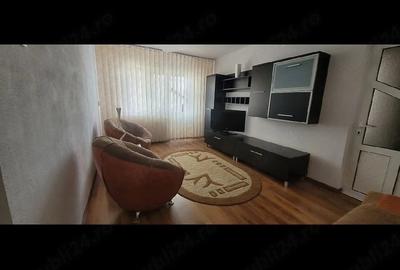 Apartament cu 2 camere semidecomandat în Micro 6 - 1