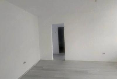 Apartament cu 2 camere semidecomandat în Țiglina 1