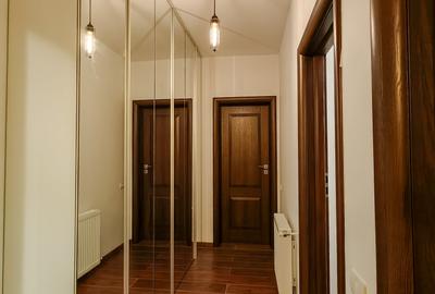 Apartament cu 3 camere decomandat în Uverturii - 18