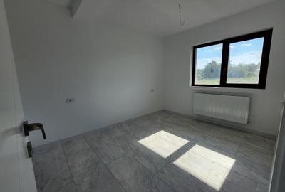 Casă individuală cu 4 camere cu Canalizare în Lunca Cetățuii - 3