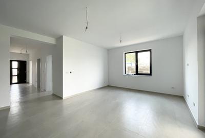 Duplex cu 4 camere cu Canalizare în Moșnița Veche - 1