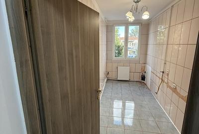 Apartament cu 3 camere în Gojdu