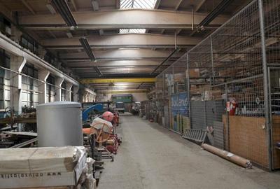 Spațiu industrial, de 2,000 mp, în Astra - 6