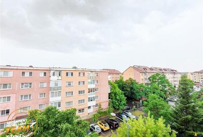Apartament cu 3 camere decomandat în Lenin - 9