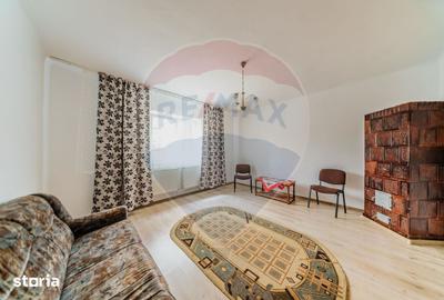 Casă cu 2 camere cu Teren 100 Mp în Pârneava
