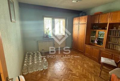 Apartament cu 3 camere decomandat în Central - 2