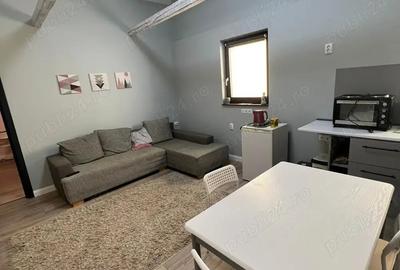Apartament cu 2 camere decomandat în Central - 3