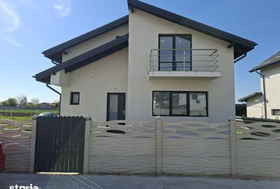 Casă cu 4 camere cu Teren 380 Mp în Berceni