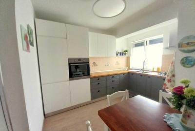 Apartament cu 2 camere decomandat în Republicii - 3