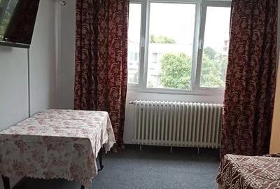Garsonieră decomandată în Brâncoveanu