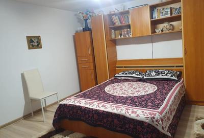 Casă cu 3 camere cu Teren 1800 Mp în Ion Ghica