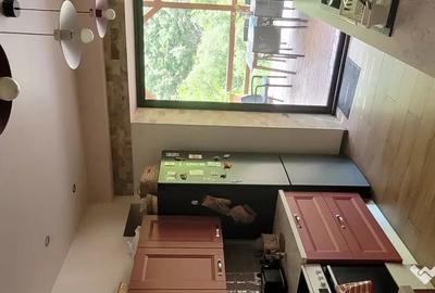 Casă cu 3 camere în Central